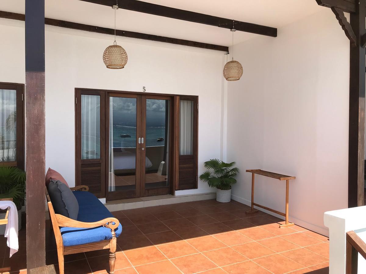 Playgrounds Wave Lodge Lembongan Dış mekan fotoğraf