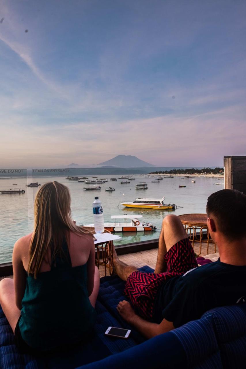 Playgrounds Wave Lodge Lembongan Dış mekan fotoğraf